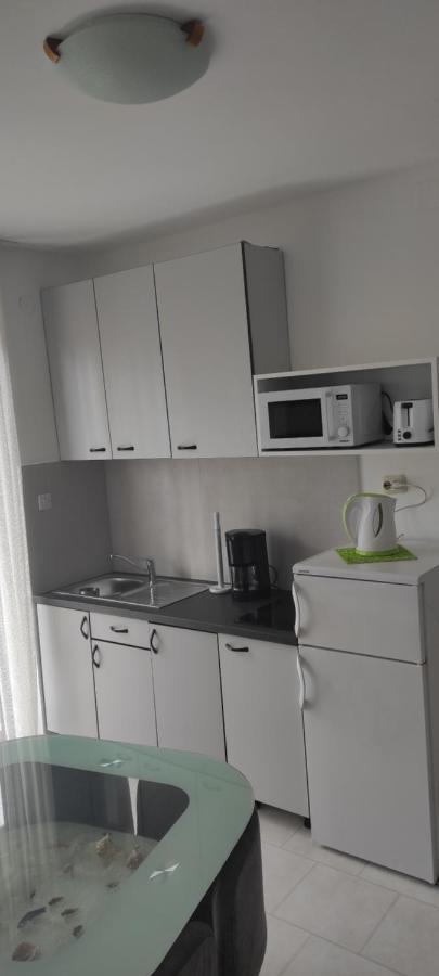 Apartmani Mille 斯塔利格拉德-帕克利尼卡 外观 照片
